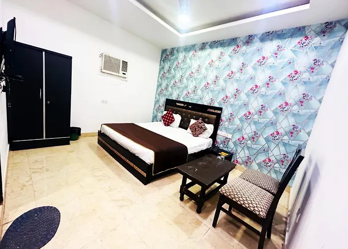 Hotel Ashoka Palace Near Igi Airport New Delhi